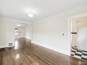 2412 NW 73rd Street, Seattle WA 98117