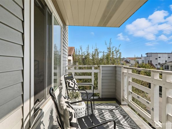 2642 NW 59th Street 301, Seattle WA 98107