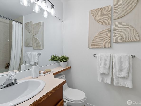 2642 NW 59th Street 301, Seattle WA 98107