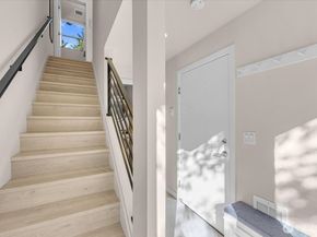 1602 E Marion Street, Seattle WA 98122