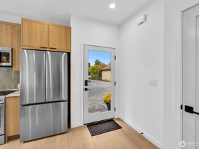 5638 49th Avenue SW, Seattle WA 98136