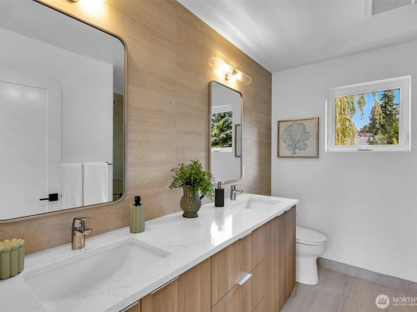 5638 49th Avenue SW, Seattle WA 98136