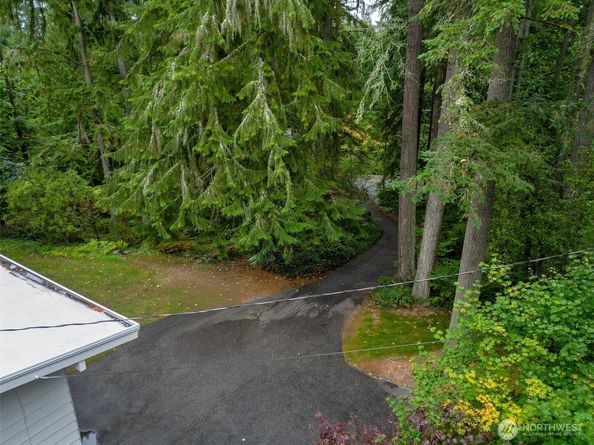17525 164th Avenue NE, Woodinville WA 98072