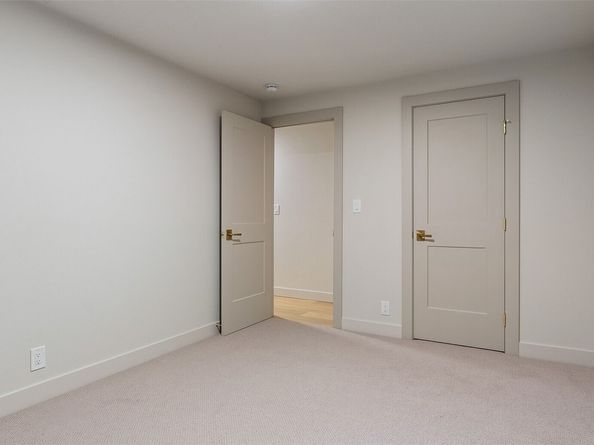 17525 164th Avenue NE, Woodinville WA 98072