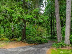17525 164th Avenue NE, Woodinville WA 98072