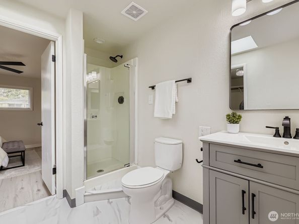 2408 6th Street, Everett WA 98201