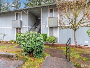 127 S 340th Street A, Federal Way WA 98003