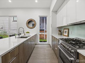 1114 26th Avenue A, Seattle WA 98122