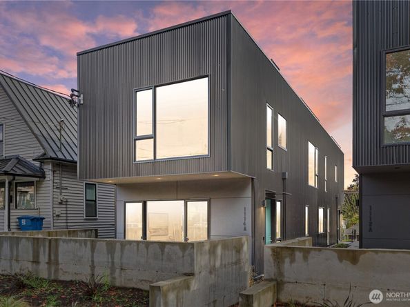 1114 26th Avenue A, Seattle WA 98122