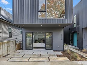1114 26th Avenue A, Seattle WA 98122