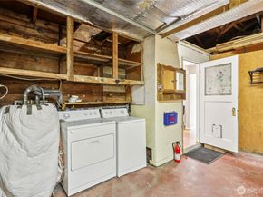 1005 NE 170th Street, Shoreline WA 98155