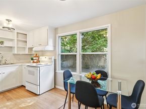 1005 NE 170th Street, Shoreline WA 98155
