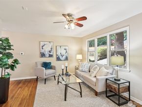1005 NE 170th Street, Shoreline WA 98155