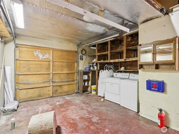 1005 NE 170th Street, Shoreline WA 98155