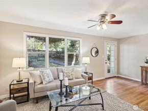 1005 NE 170th Street, Shoreline WA 98155