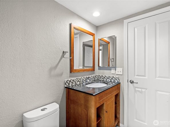 1321 S puget Drive E15, Renton WA 98055