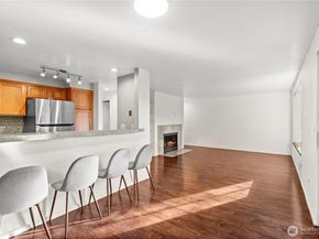 1321 S puget Drive E15, Renton WA 98055