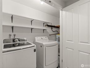 1321 S puget Drive E15, Renton WA 98055