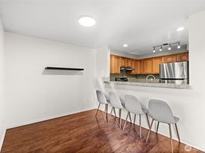 1321 S puget Drive E15, Renton WA 98055