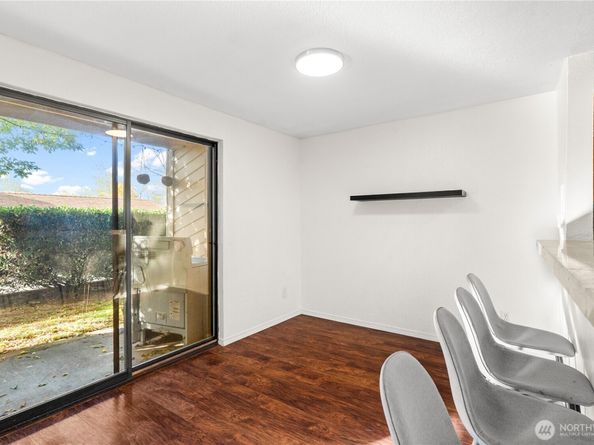 1321 S puget Drive E15, Renton WA 98055