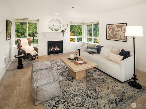 12023 NE 204th Place E303, Bothell WA 98011