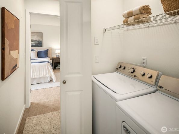 12023 NE 204th Place E303, Bothell WA 98011