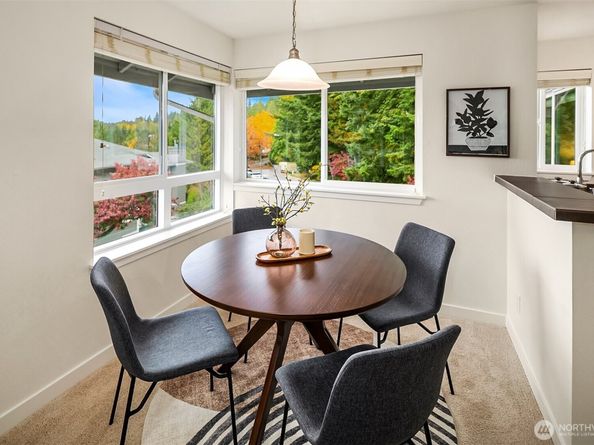 12023 NE 204th Place E303, Bothell WA 98011