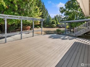 18704 58th Avenue NE, Kenmore WA 98028