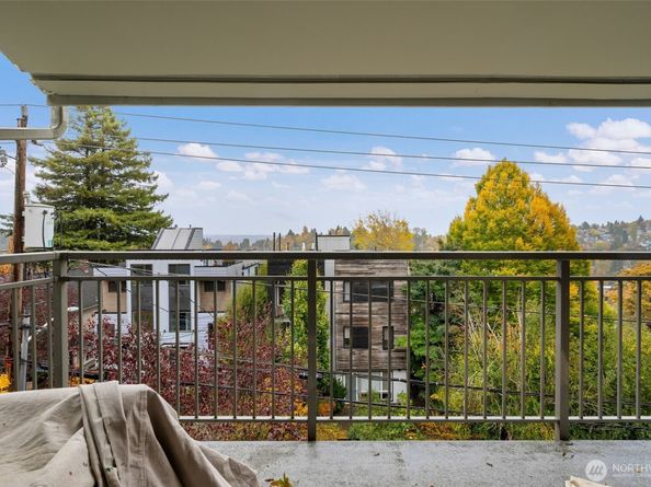 2419 E Madison Street 2461, Seattle WA 98112