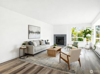 2419 E Madison Street