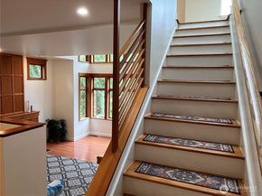 4518 91st Avenue SE, Mercer Island WA 98040