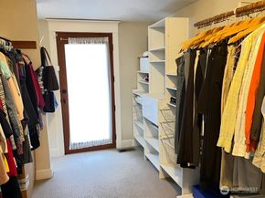 4518 91st Avenue SE, Mercer Island WA 98040