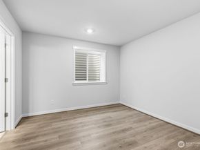 13210 NE 127th Way D, Kirkland WA 98034