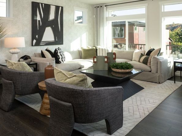 13210 NE 127th Way D, Kirkland WA 98034