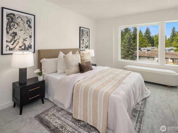 1520 Hollow Dale Place B, Everett WA 98204