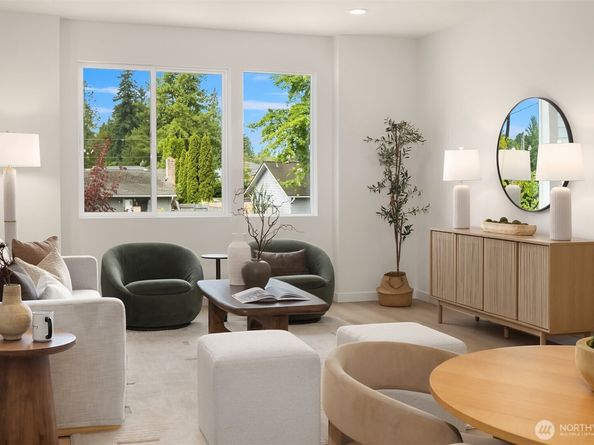 1520 Hollow Dale Place B, Everett WA 98204