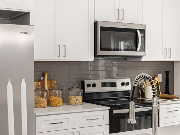 1520 Hollow Dale Place B, Everett WA 98204