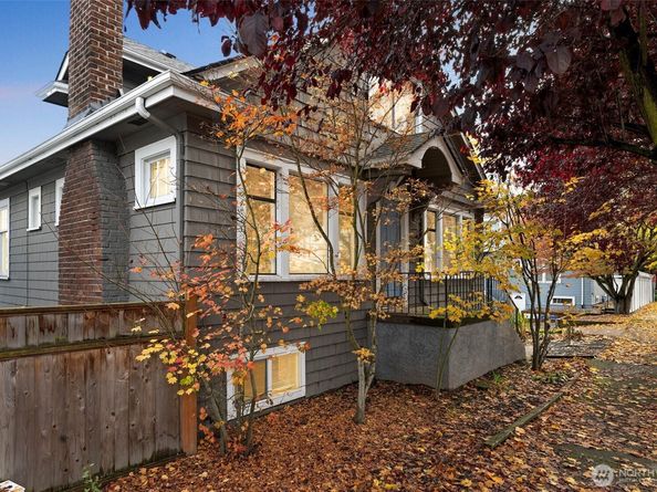 4812 Aurora Avenue, Seattle WA 98103