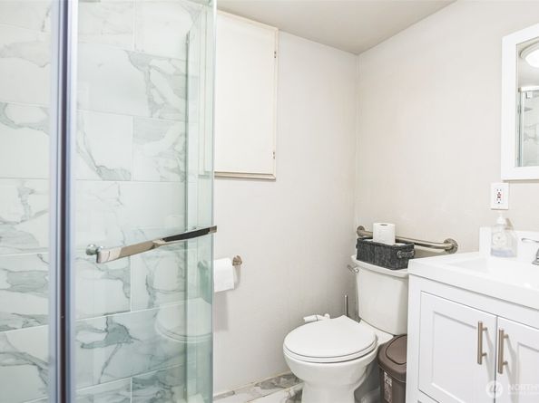 4812 Aurora Avenue, Seattle WA 98103