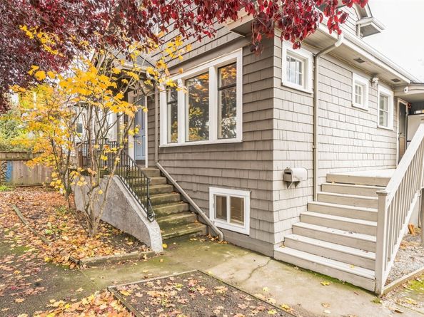 4812 Aurora Avenue, Seattle WA 98103