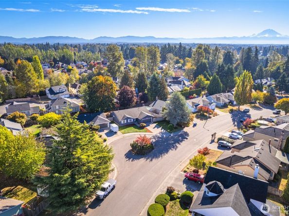 26122 119th Drive SE, Kent WA 98030