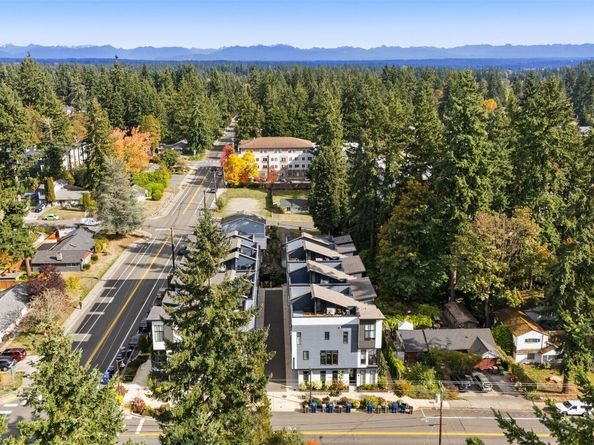 23003 58th Avenue W D, Mountlake Terrace WA 98043