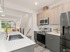 23003 58th Avenue W D, Mountlake Terrace WA 98043