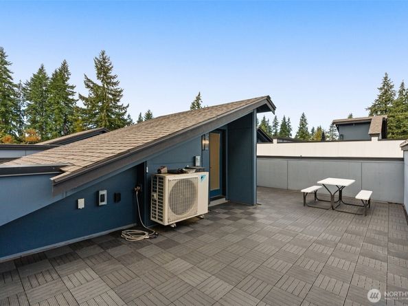 23003 58th Avenue W D, Mountlake Terrace WA 98043