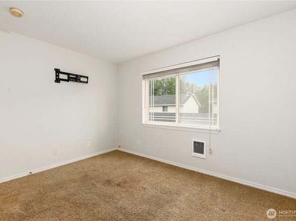 9727 W 18th Avenue A206, Everett WA 98204