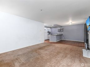 9727 W 18th Avenue A206, Everett WA 98204