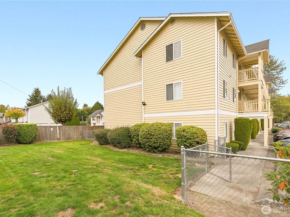 9727 W 18th Avenue A206, Everett WA 98204