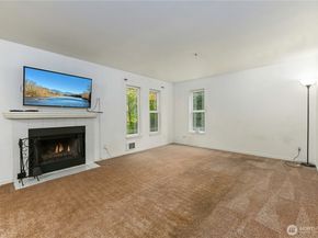 9727 W 18th Avenue A206, Everett WA 98204