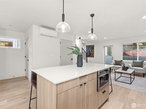 7352 22nd Avenue NW, Seattle WA 98117