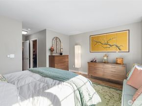 23124 NE 8th Place, Sammamish WA 98074